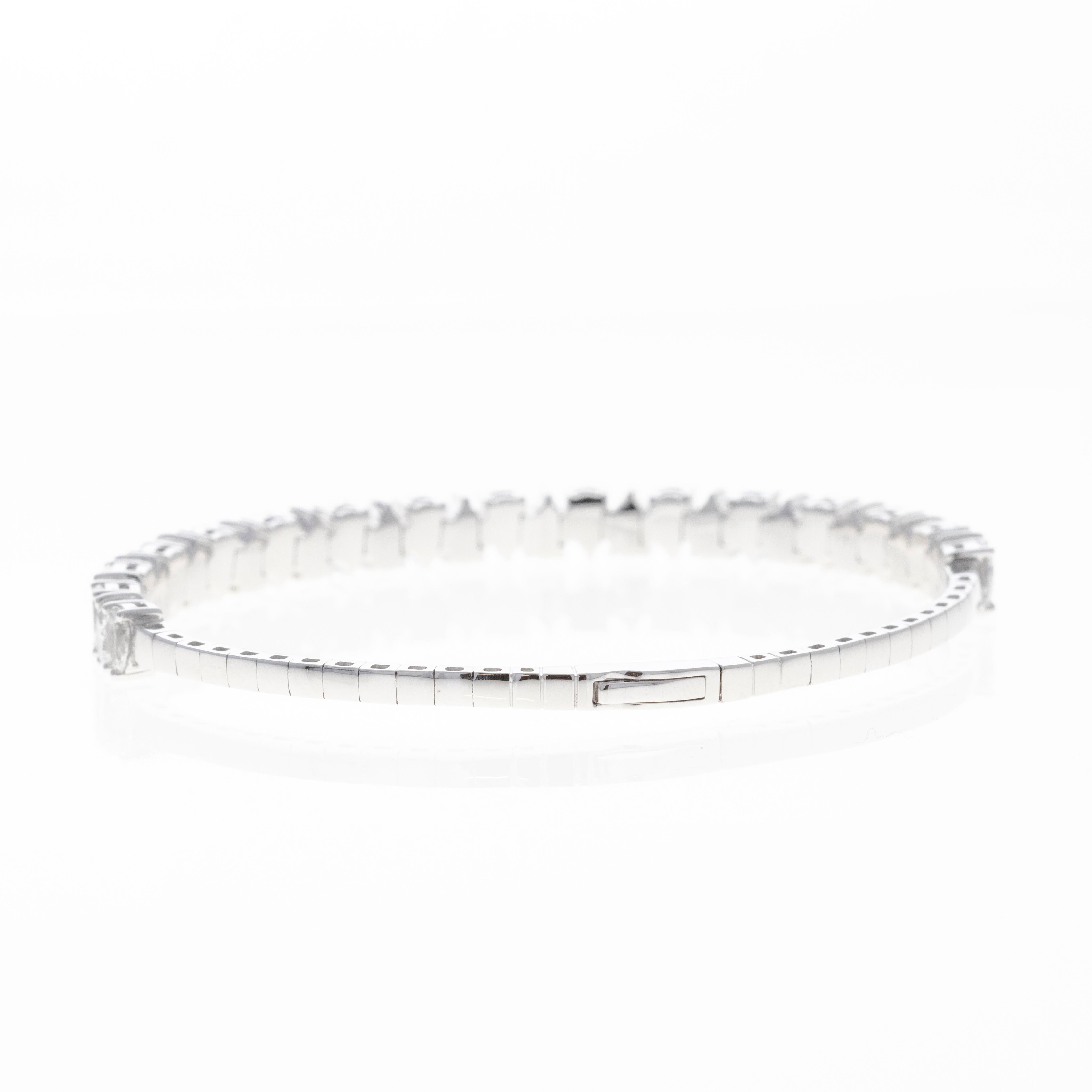 Lab Grown 6.4 Carat Pear Diamond Flexible Bangle - Replica Handbags