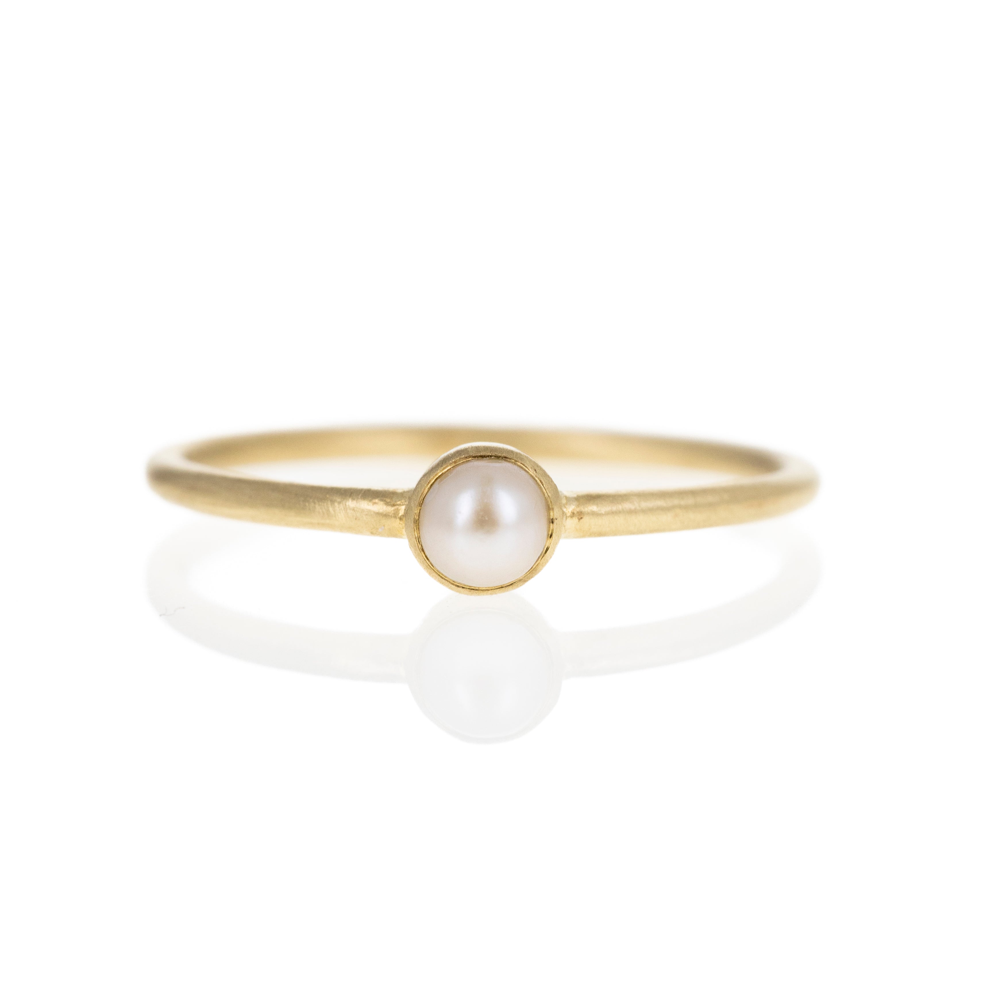 14K Yellow Gold Pearl Bezel Brushed Ring - Replica Handbags