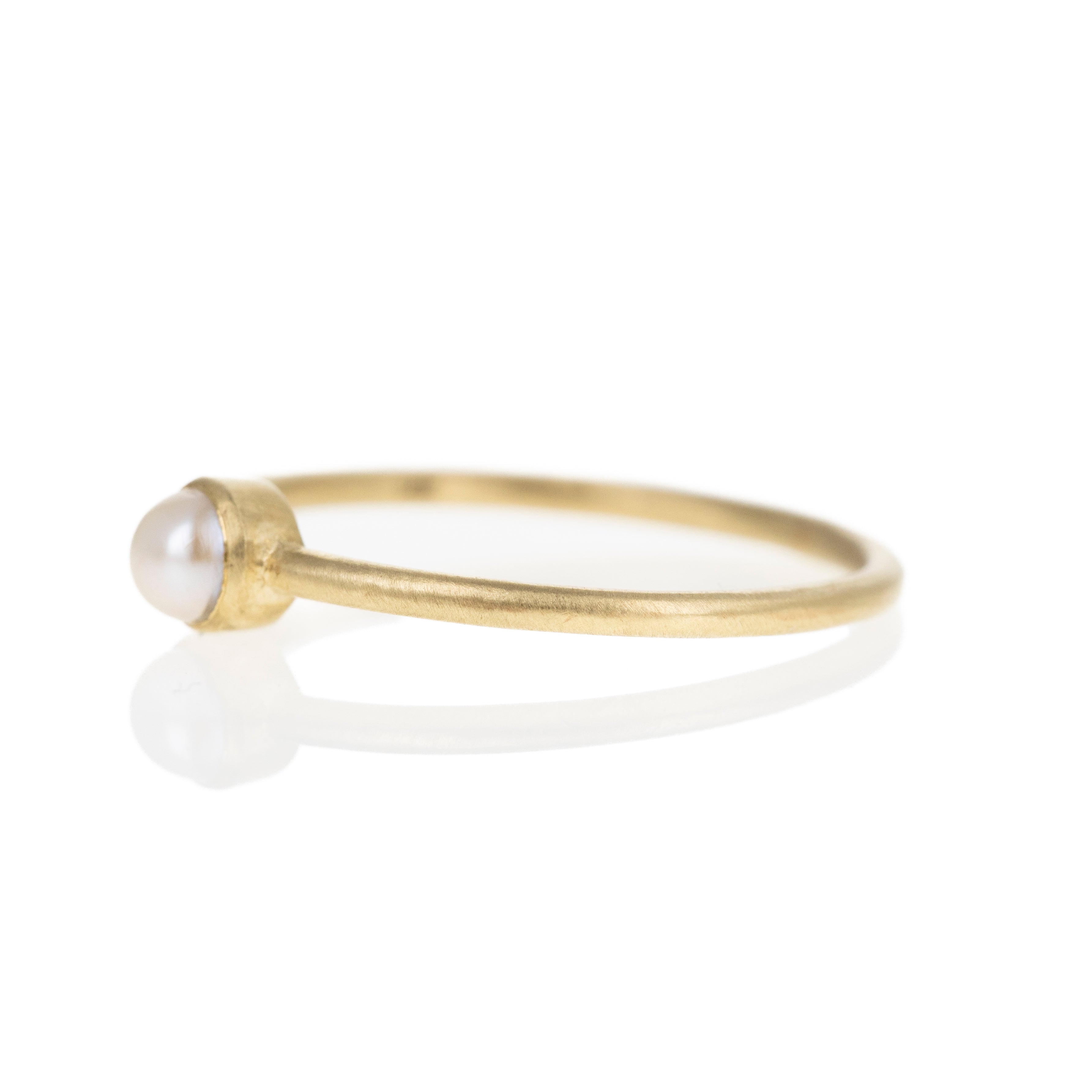 14K Yellow Gold Pearl Bezel Brushed Ring - Replica Handbags