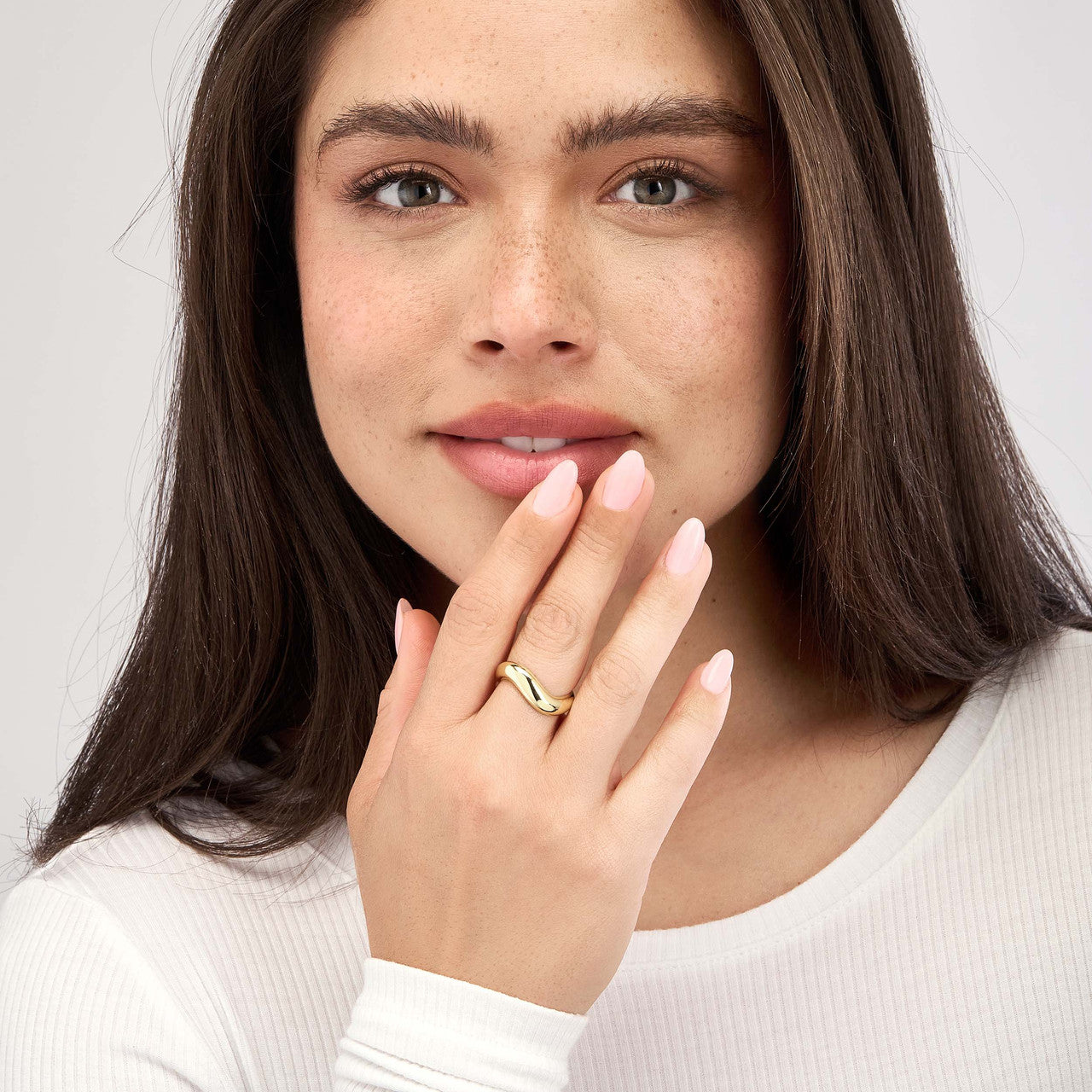 14K Yellow Gold Swirl Band -  Replica Handbags 