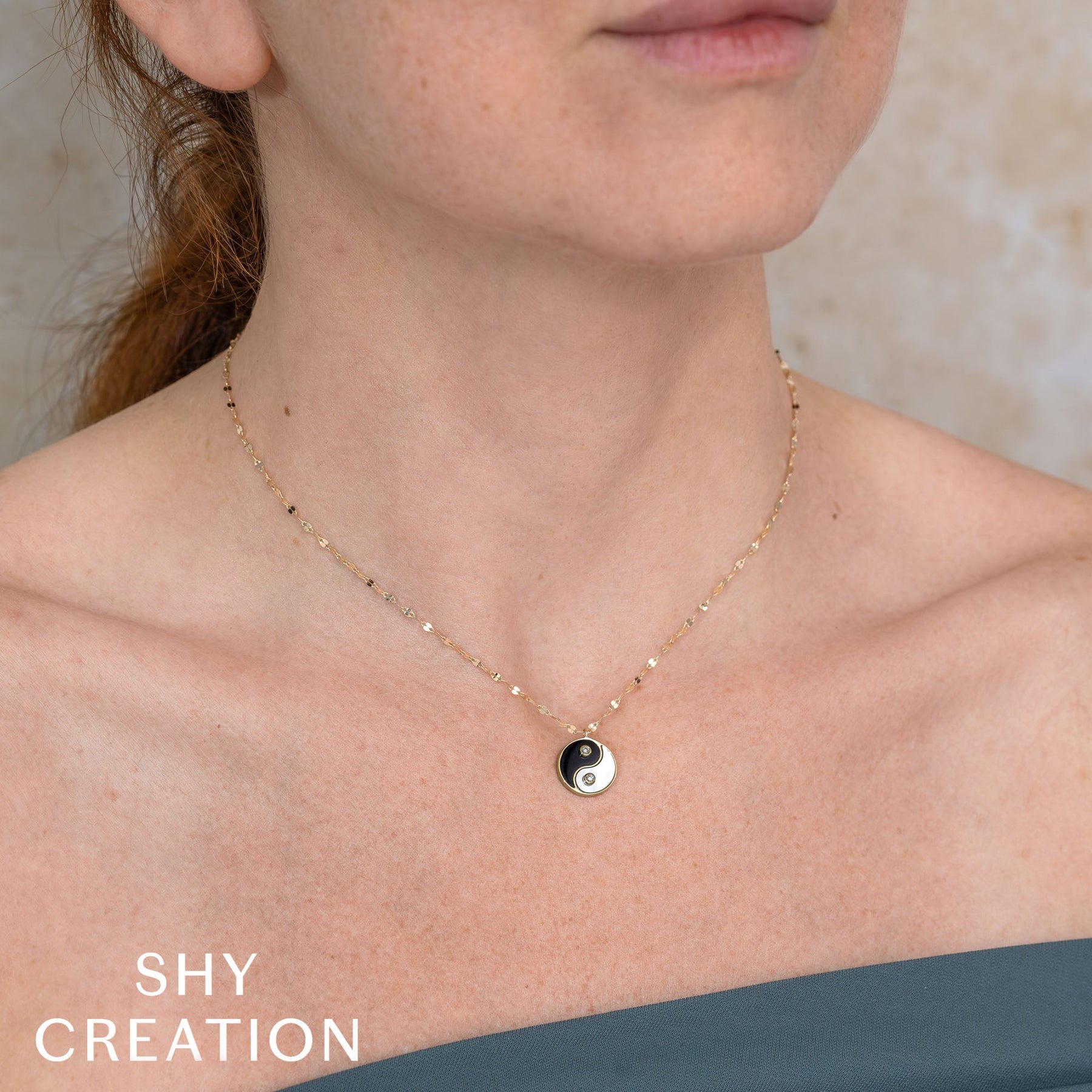 14K Yellow Gold Mother of Pearl Onyx Diamond Yin & Yang Sparkle Chain Pendant Necklace -  Replica Handbags 