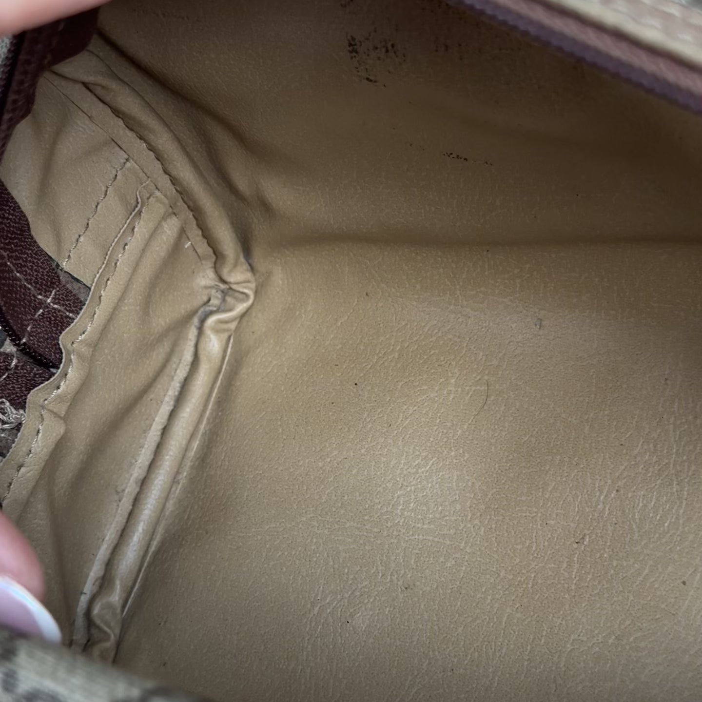 Vintage Gucci GG Supreme Canvas Cosmetic Case -  Replica Handbags 