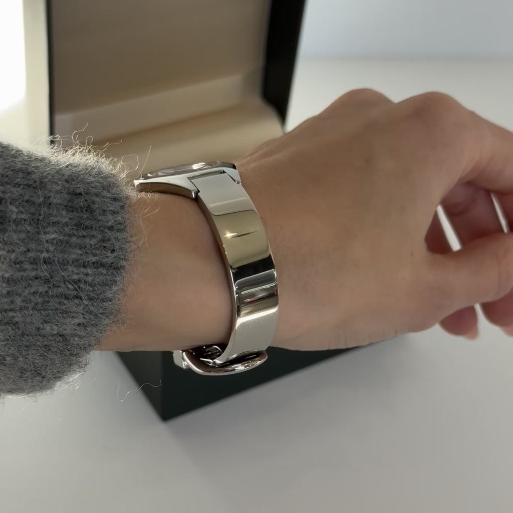 Gucci 6700L Mirror Buckle Bangle Watch -  Replica Handbags 