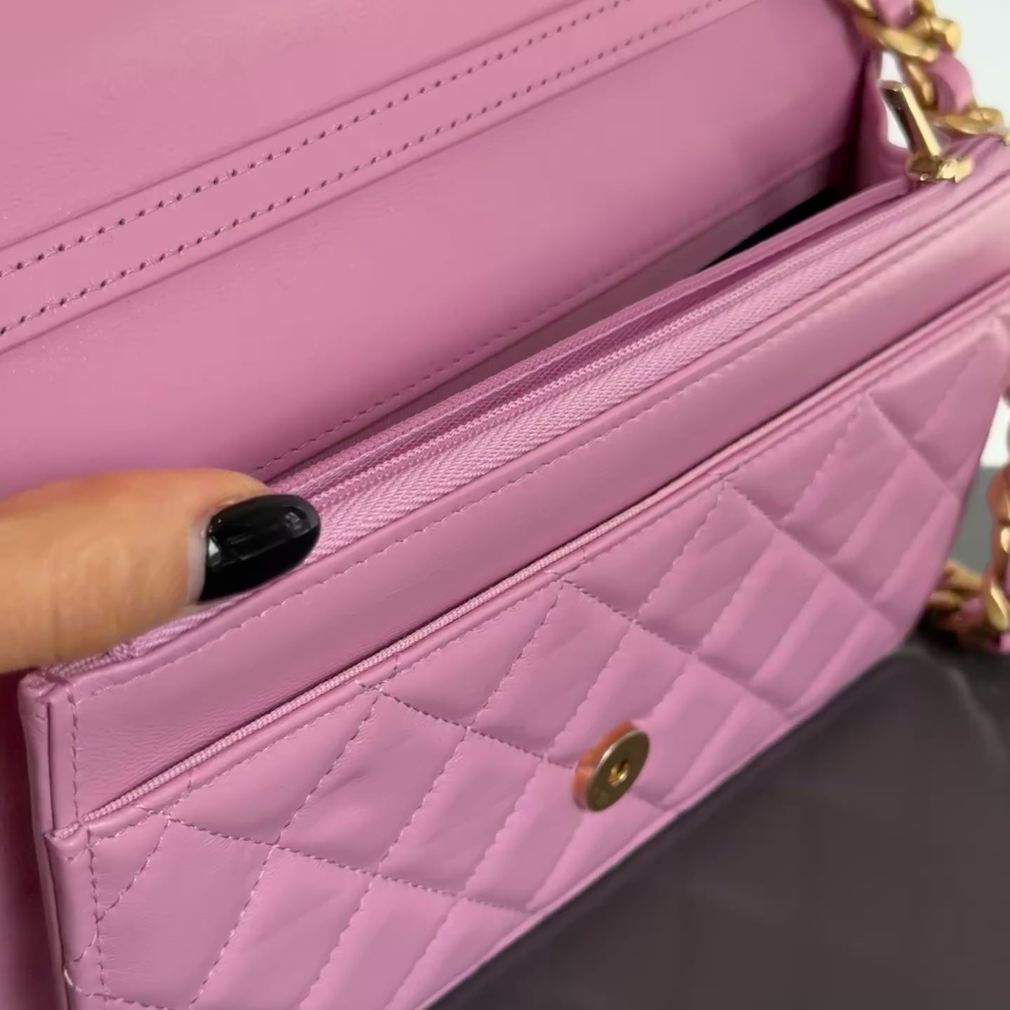 Chanel Candy Wallet on Chain -  Replica Handbags 