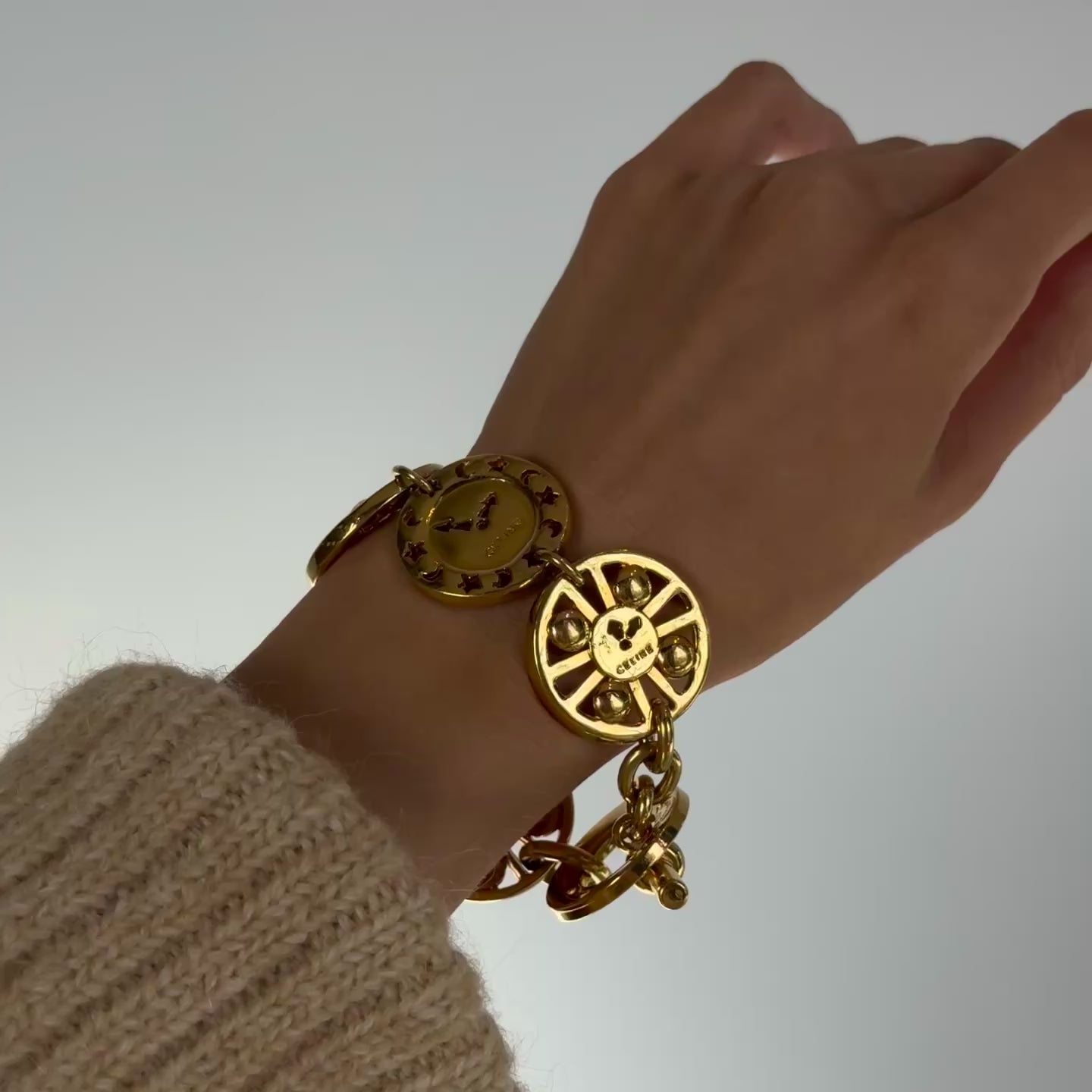 Celine Bracelet Circle Charms -  Replica Handbags 