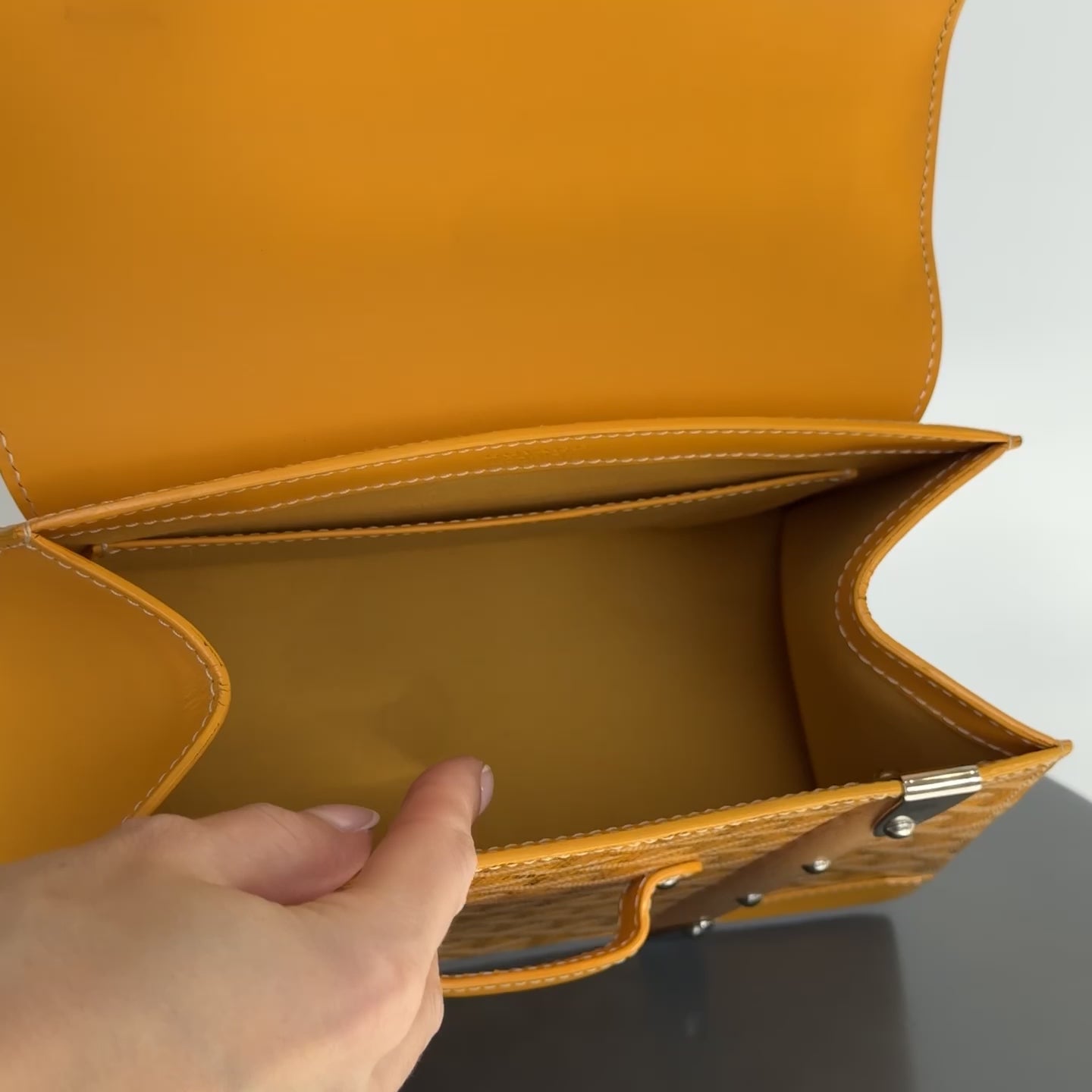 Goyard Goyardine Saigon PM Yellow -  Replica Handbags 