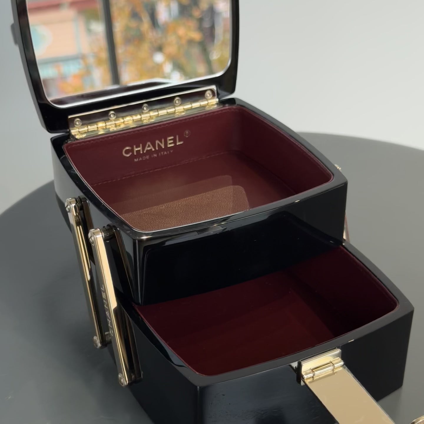 Chanel Black Lucite Devil Wears Prada Runway Top Handle Bag Fall 2016 Minaudiere -  Replica Handbags 