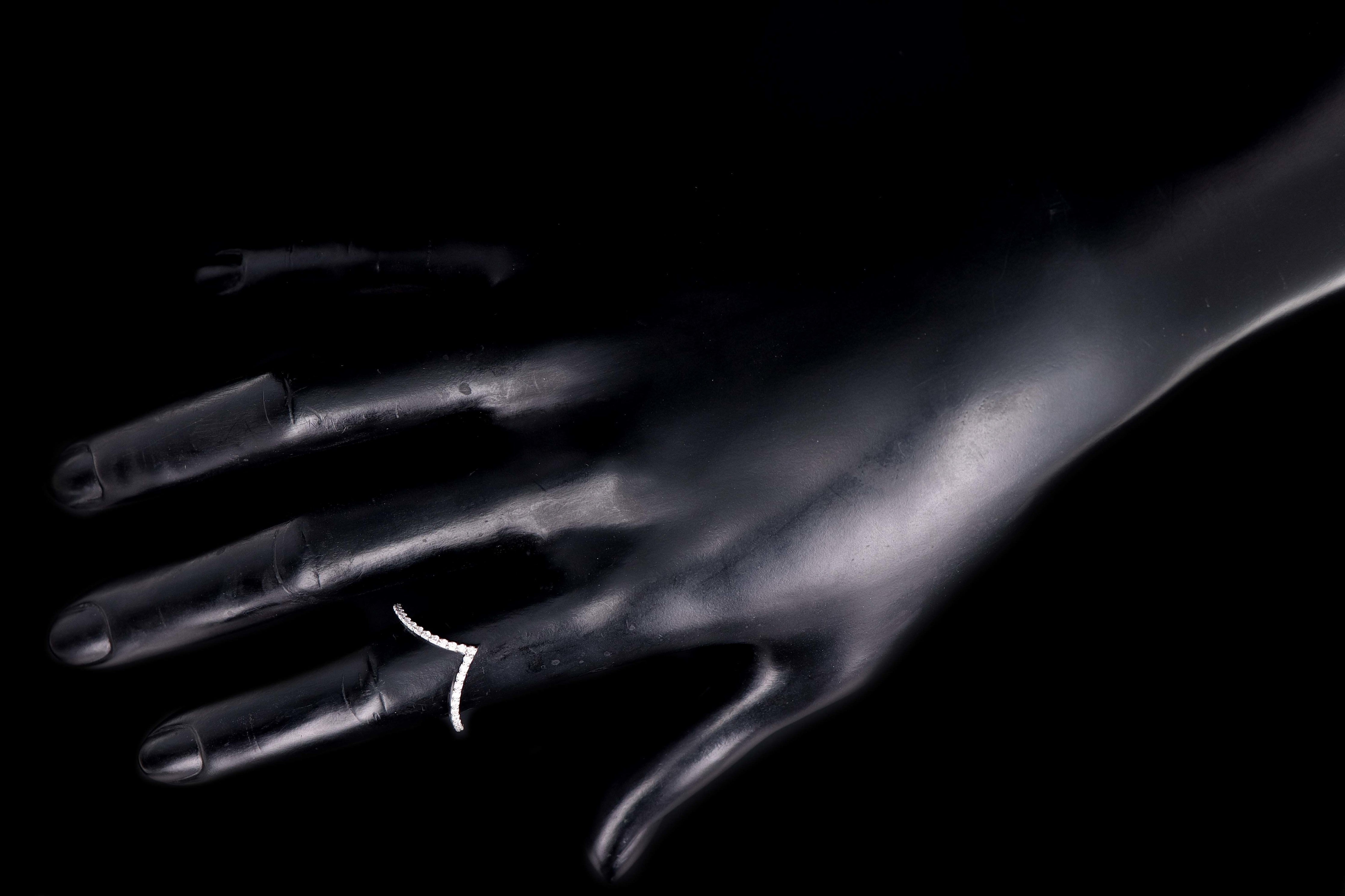 14K Gold 0.26 Carat Round Diamond Contour V-Shape Wedding Band - Replica Handbags